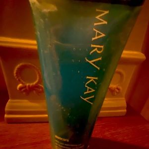 Sealed bottle of Mary Kay sun aftercare!
